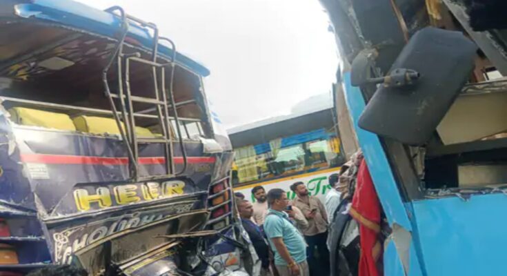 Bus accident in Amarnath Yatra: Four buses collided in Chandarkot, 36 passengers injured
