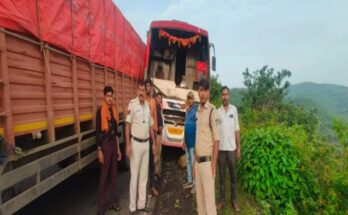 Brakes of bus carrying pilgrims going from Raipur to Maihar failed, major accident averted