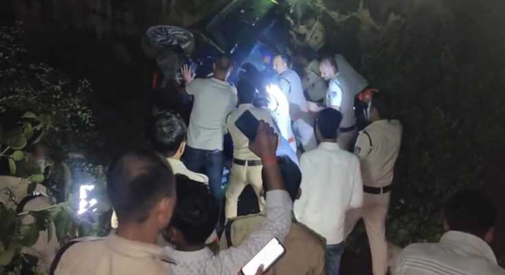 Speeding car crushes Kanwariyas, four killed