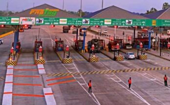 FASTag, UPI toll payment, Ministry of Road Transport, digital payment, toll plaza rule, 15 November 2025, National Highways, cashless transaction, user fee amendment,