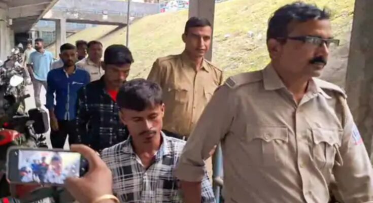 New twist in Durgapur gang rape case: Victim and accused were in a relationship, WhatsApp chat reveals