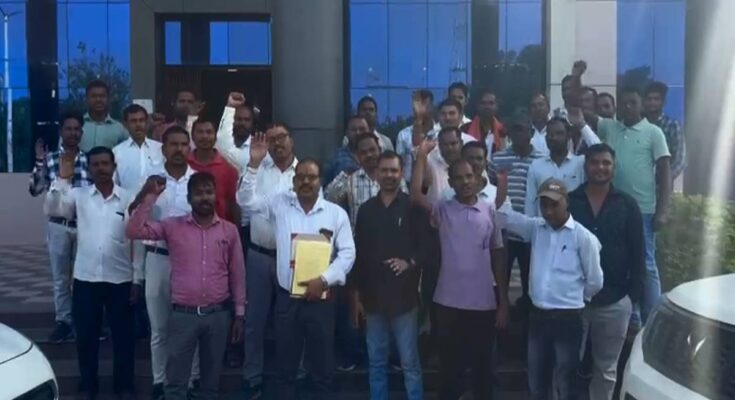 Paddy Procurement, Chhattisgarh Cooperative Society, Employee Strike, Surajpur News, Four Point Demand, Food Department, Co-operative Employees Union, Paddy Purchase 2024-25, Madhya Pradesh Model, Regularisation, Kandey Committee Report