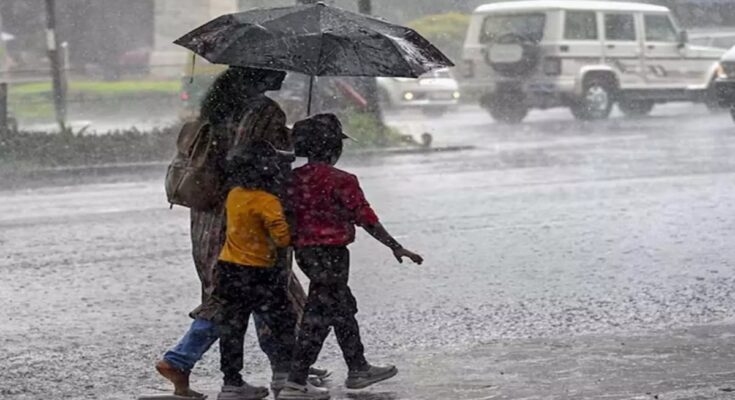 The effects of Cyclone Montha persist in Chhattisgarh, with a possibility of rain in several districts.