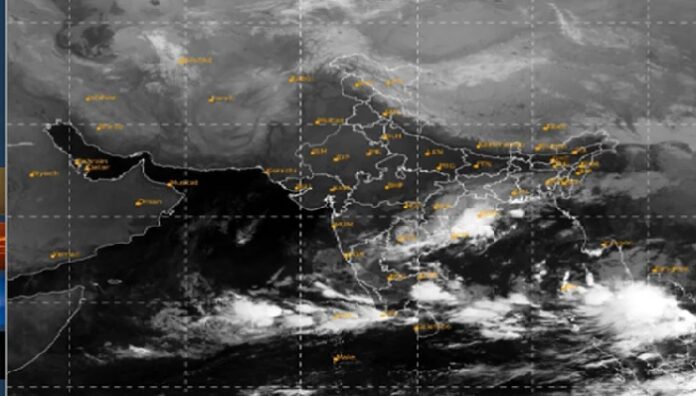 The 'Month' cyclone is expected to wreak havoc in South Chhattisgarh, and the IMD has issued a red alert for the next two days.