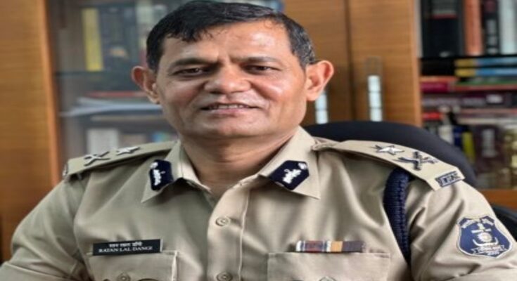IPS Ratanlal Dangi, Chhattisgarh Police, Chandkhuri Training Academy, PHQ Raipur, Ajay Yadav, Home Department Order, Harassment Allegation, Departmental Inquiry, IPS Transfer News