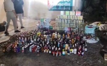Excise Department Raid, Premium Liquor Seizure, Illegal Alcohol Trade, Rajnandgaon Operation, Red Label, Black Label, Bulldog Gin, Budweiser, Maharashtra Liquor Smuggling, Flats Raid, Collector Jitendra Yadav, Excise Officer Abhishek Tiwari, Illegal Stock,