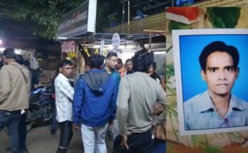 Iron company accident, worker death, Bhilai industrial area, Madhur Iron Company, iron rod fall, supervisor Shiv Kumar Chauhan, safety negligence, compensation demand, industrial incident,