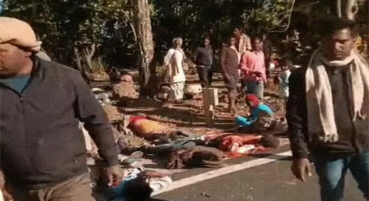 School bus overturns on Chhattisgarh-Jharkhand border: 10 dead, 19 seriously injured.