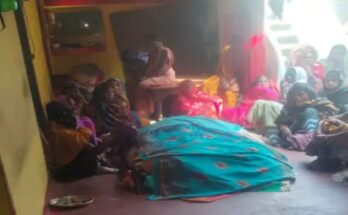 Cooks' strike in Raipur: Two women dead, protest continues for 30 days.