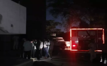 Fire Breaks Out During Ashutosh Rana's 'Hamare Ram' Show; Artists and Audience Safely Evacuated Amidst Chaos