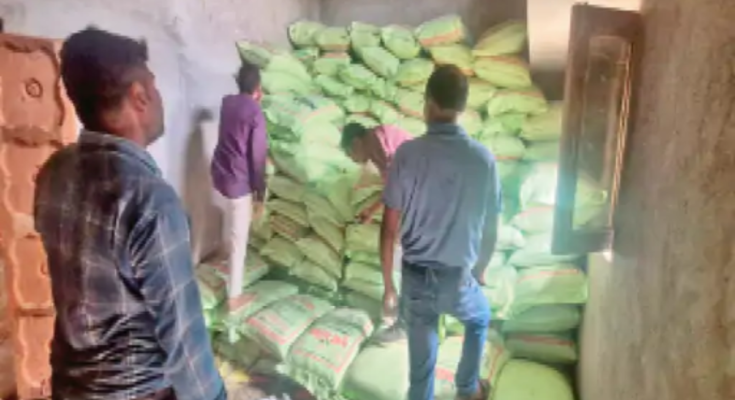 Major Crackdown on Fertilizer Hoarders in Mungeli, Sarangarh, and Jashpur; Notices Issued to 29